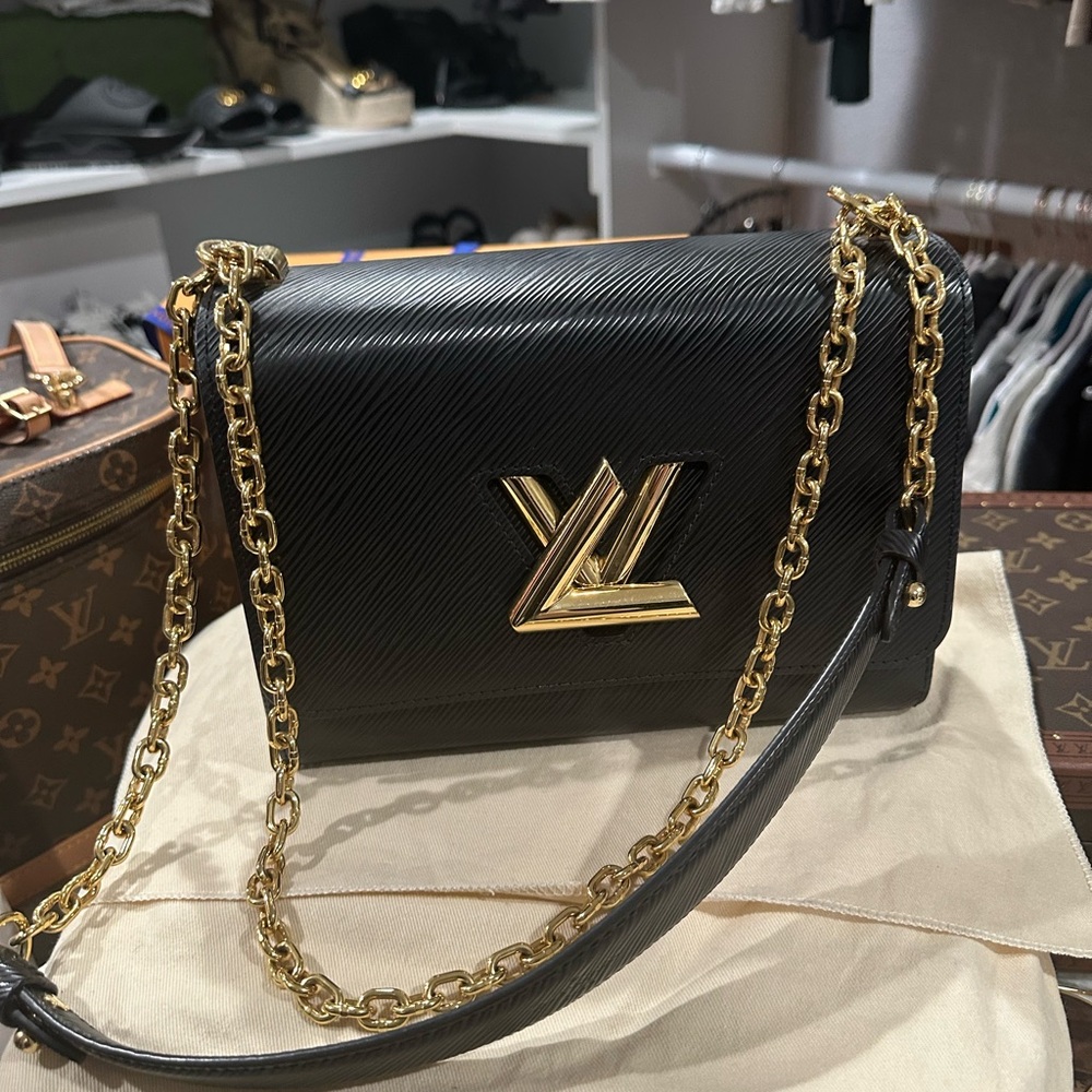 Louis Vuitton Twist MM